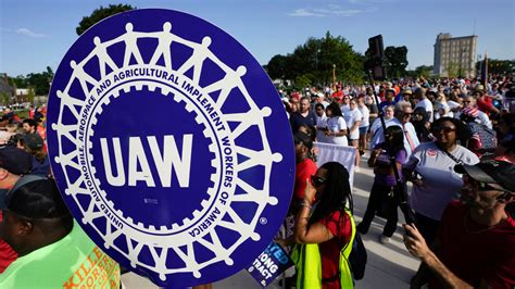 UAW chief: Union to strike any Detroit automaker that hasn’t reached deal as contracts end next week