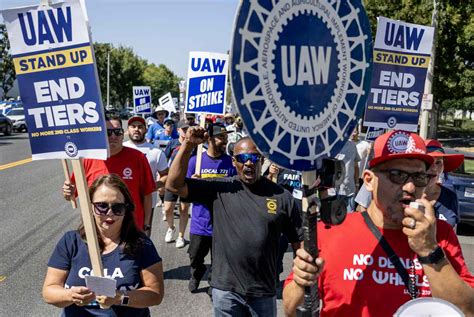 UAW strike expands against GM and Stellantis; progress reported with Ford