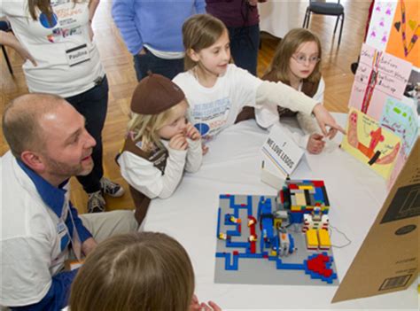 UAlbany hosts Lego challenge for elementary students