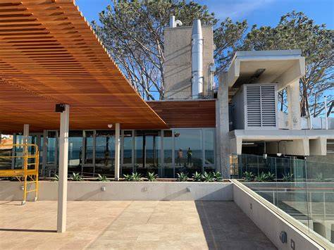 UCSD Marine Conservation and Technology Facility - PCL - raincitystudios.com