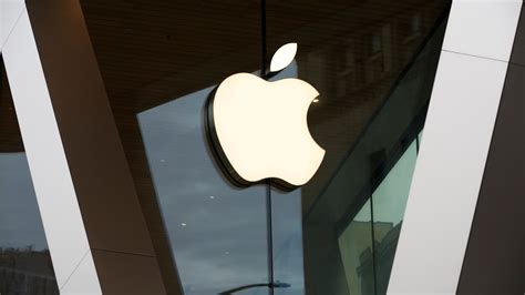 UCSF security officer charged with stealing $100K of Apple products from medical center