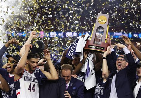UConn dominates San Diego State 76-59 in national championship game to win fifth title