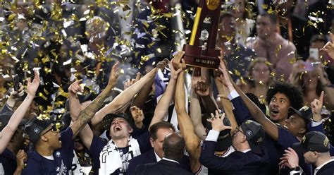 UConn smothers San Diego State, captures NCAA title
