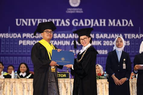 UGM Raih 4 Medali di Olimpiade Matematika Dunia - wintechmobiles.com