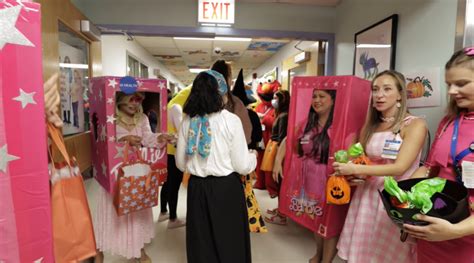 UI Health hosts Halloween festivities for young patients, families