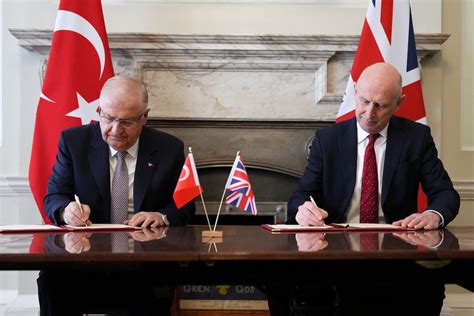 UK and Turkey sign multi-billion-pound air defence deal - raincitystudios.com