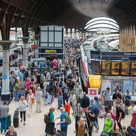 UK Train Operators: CrossCountry's Performance Slips (2026)