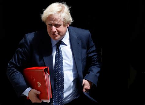 UK government refuses to hand over Boris Johnson’s unredacted messages to coronavirus inquiry