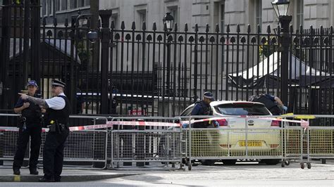 UK police free man involved in Downing Street collision  –  then arrest him on unrelated charge