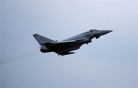 UK scrambles jets to intercept 4 Russian military planes - CNBC