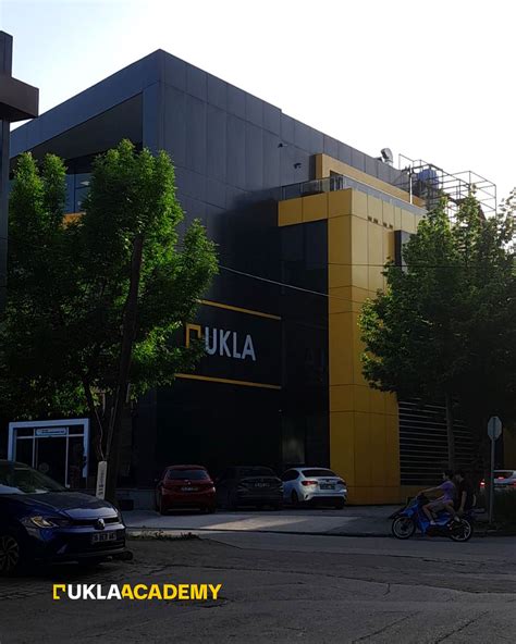 veodersti.rgarabwor.edu.pl. 