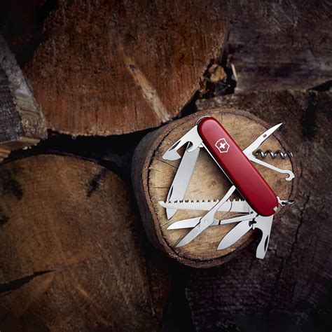 Ultimate Guide To Choosing The Best Swiss Army Knife - balustradellc