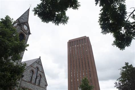 UMass Challenged By Cost, Enrollment Trends