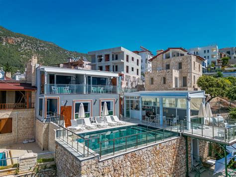 Un Amor Hotel, Kaş - balustradellc
