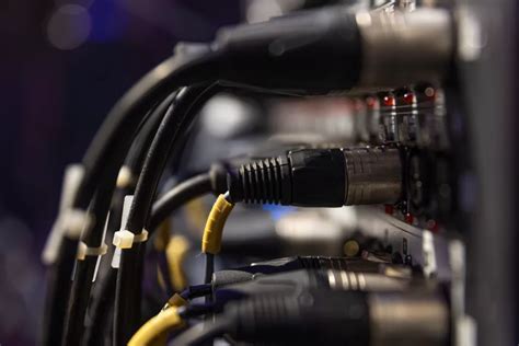 Understanding Cables in the AV Industry - Extron - balustradellc