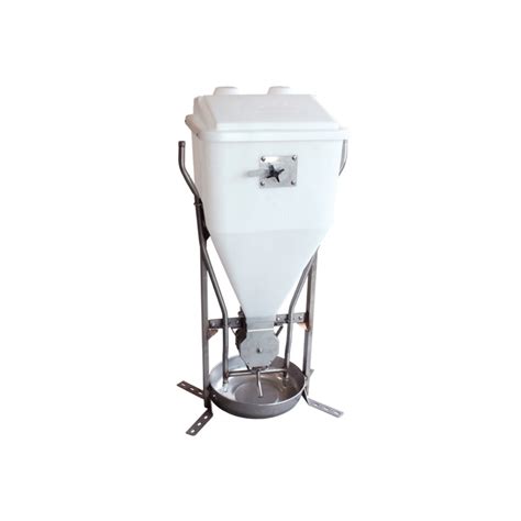 Understanding the Different Types of Pig Feeders Available - balustradellc