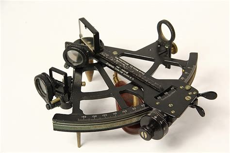 Understanding the US Navy Mark 2 Micrometer Drum Sextant - balustradellc