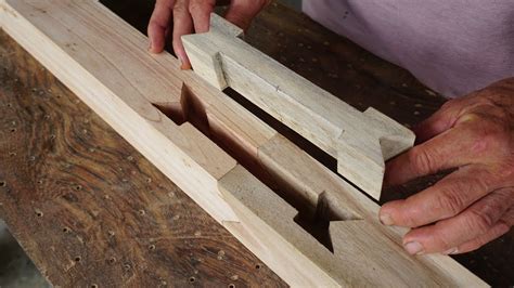 Unique and strong wood joint locking technique - balustradellc