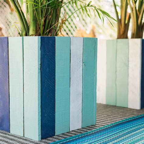 Upcycle Old Pallets Into Colorful Planter Boxes - HGTV - balustradellc