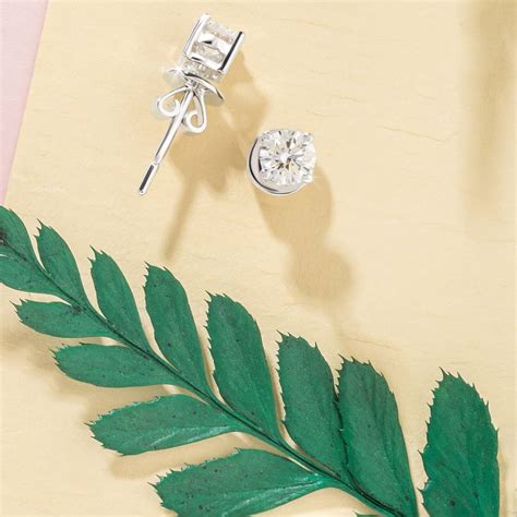 Upgrade Koleksi Perhiasanmu dengan Model Anting … - balustradellc