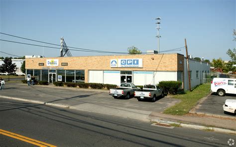 UPS Customer Center, 90 Locust St, Hartford, CT, Business …