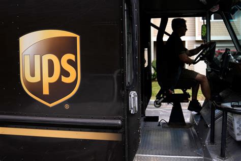 UPS announces 'hiring blitz' across Chicago area this Friday and Saturday