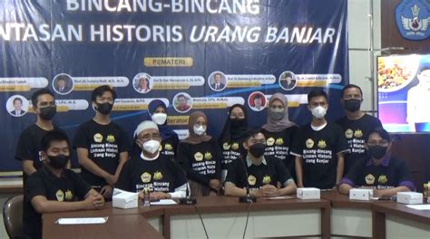 Urang Banjar Dalam Sejarah - UPA.PERPUSTAKAAN - wintechmobiles.com