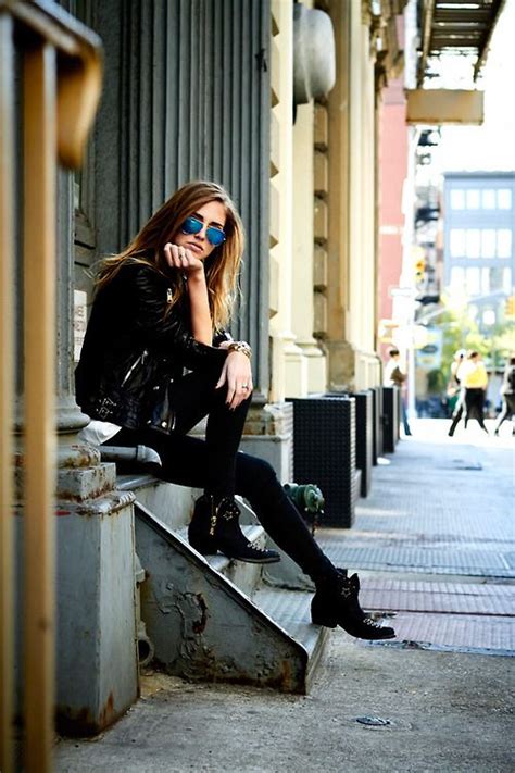Urban Photoshoot Ideas - FotoProfy - balustradellc