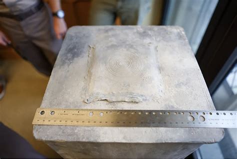 US Military Academy opens 200-year-old time capsule