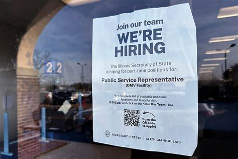 US applications for jobless benefits rise