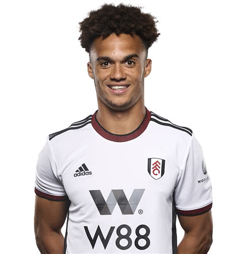 US defender Antonee Robinson extends stay at Fulham to 2028