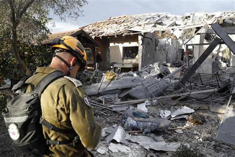 US family leaves Tel Aviv home after deadly Hamas attack