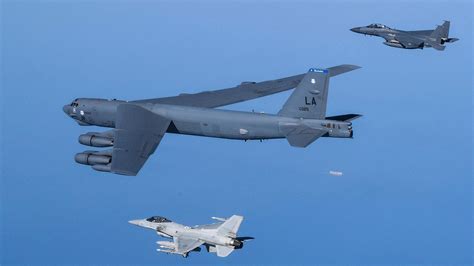 US flies nuclear-capable bombers amid tensions with N. Korea