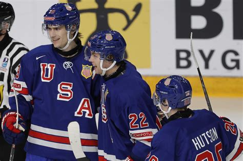 US outlasts Czechs in 4-3 shootout win at world juniors; Sweden shuts out Canada 2-0 in showdown