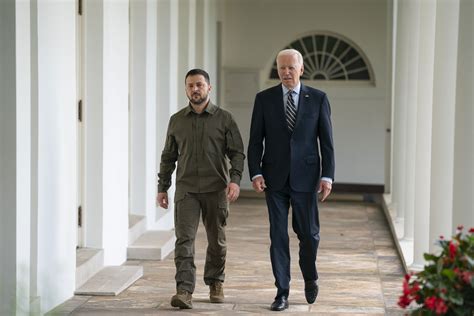 US shutdown averted, White House prepares to fight for Ukraine aid