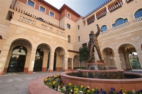 USC School of Cinematic Arts | USC Online - balustradellc