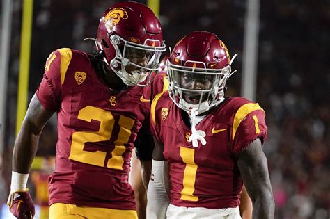 USC vs California Odds, Picks & Predictions - NCAAF Week 14