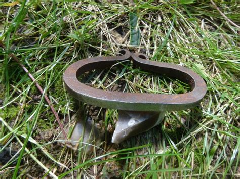 Using a traditional flint and steel to light a fire - balustradellc