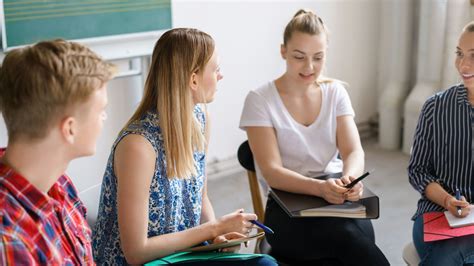 Using Circle Practice in the Classroom - Edutopia - balustradellc