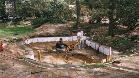 Using Concrete Pond Sealer the Right Way - Pond Pro 2000 Blog - raincitystudios.com