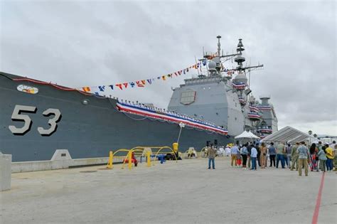 USS Mobile Bay decommissioned at Naval Base San Diego