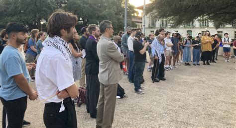 UT student group organizes vigil for Israel, Palestine victims
