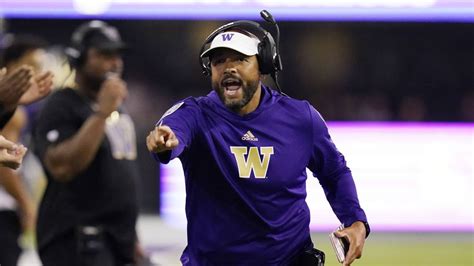 UW Huskies looking at sideline incident involving coach Jimmy …