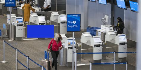 First, select three flight options, send them to your friends, and then vote on the flight you like most. Check in for your flight, get your boarding pass, and pay for your bags ahead of time. Plus, more easily navigate the airport with terminal guide. You can open your boarding pass right from the app home once you’ve checked in.. 