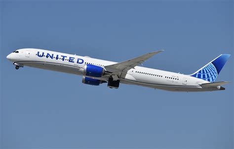 Ua2614. Flight status, tracking, and historical data for United 2614 (UA2614/UAL2614) 24-Mar-2023 (KLAX-KEWR) including scheduled, estimated, and actual departure and arrival times. 