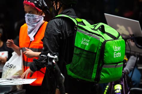 Uber Eats to accept food stamps in push to expand accessibility