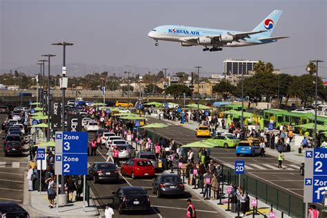 Uber at lax. Oct 28, 2019 · The days of stepping into an Uber, Lyft or taxi curbside at Los Angeles International Airport are over. Starting Tuesday at 3 a.m., travelers leaving LAX will be required to board a shuttle or ... 