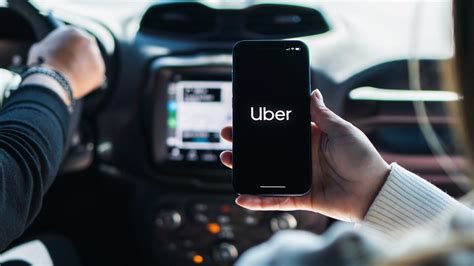Uber san diego. In a statement, Uber said, “Earnings for drivers in San Diego are more than $30 an hour for time spent actively working on the platform including tips and promotions. 