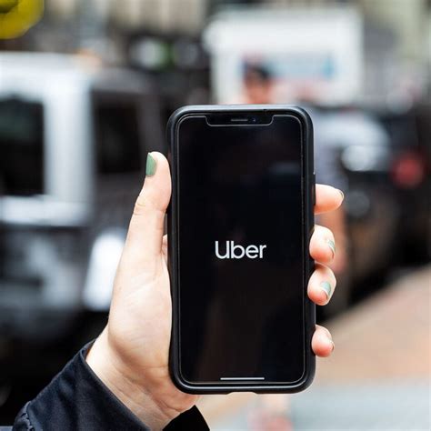 Uber student discount. The Uber Eats app has revolutionized the way people order food. It has made it easier than ever for customers to get their favorite meals delivered right to their door. With its co... 