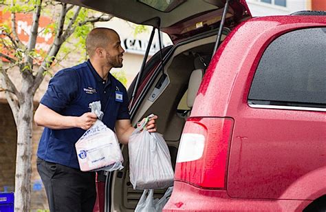 Uber walmart delivery. With the rise of technology and the convenience it brings, ordering food has become easier than ever. One popular platform that has revolutionized the food delivery industry is Uber Eats. With just a few taps on your smartphone, you can hav... 